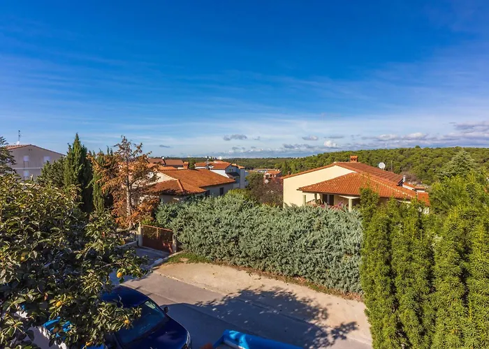 Lejlighed In With Wifi Banjole